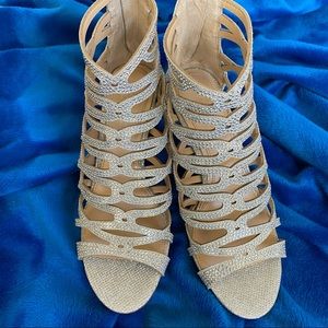 Vince Camuto Imagine NWOT heels size 7.5
